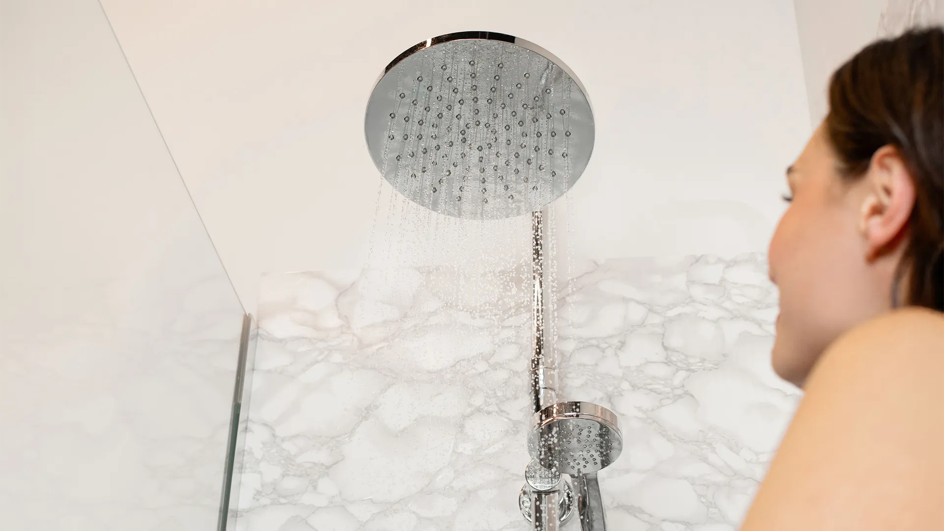 WS_Culligan_0229_B_Bathroom_16x9