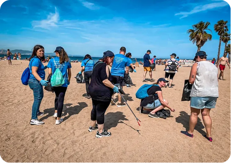 CONTRIBUCIÓN ECOLOGÍCA CULLIGAN - en la playa
